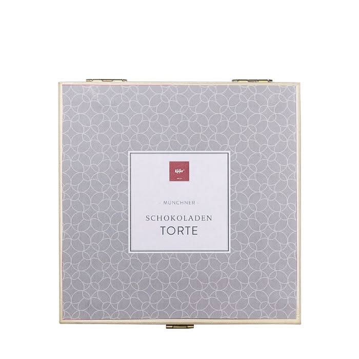 Schokoladentorte in der Holzbox