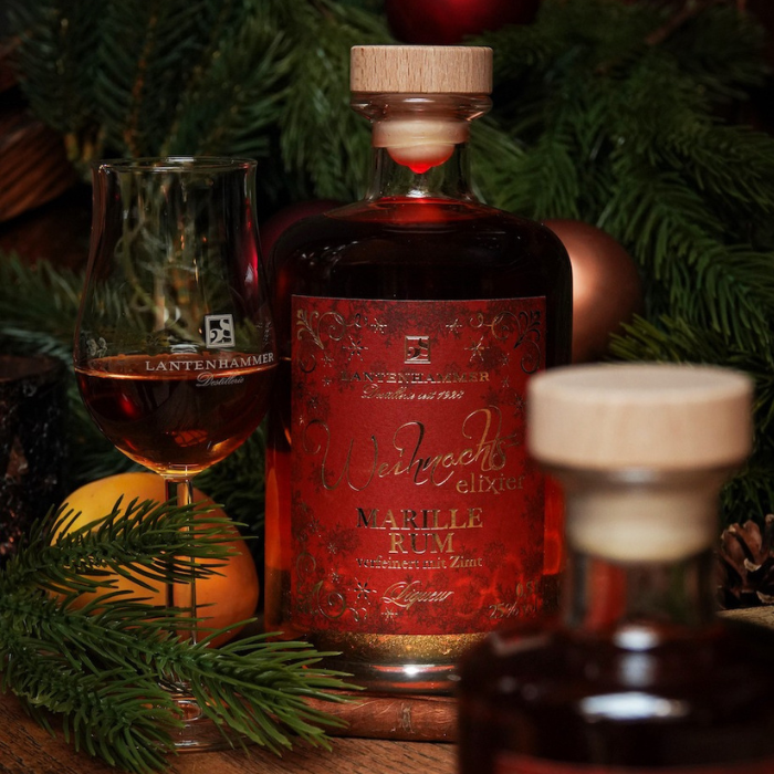 Weihnachtselixier Marille Rum