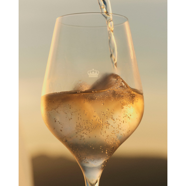 Moët & Chandon Ice Impérial Pharrell Williams Limited Edition, Champagne, Frankreich