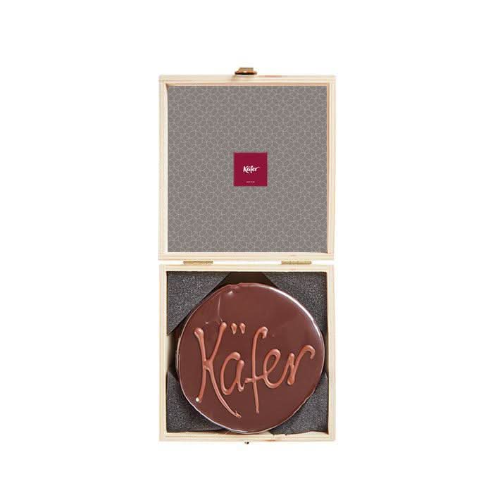 Schokoladentorte in der Holzbox