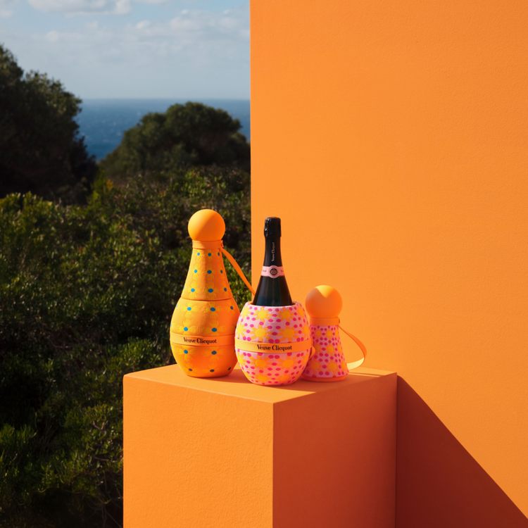 Veuve Clicquot Brut Sun Totem, Champagne, Frankreich