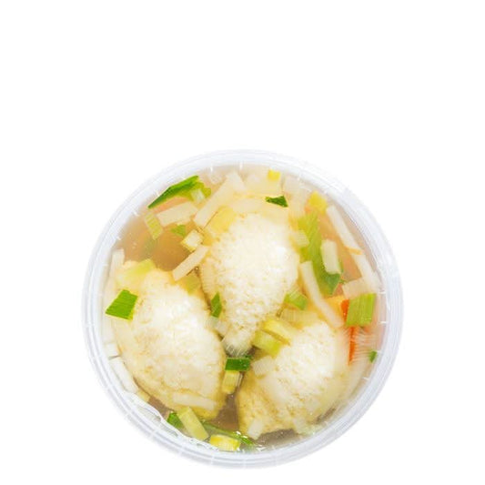Klare Grießnockerlsuppe