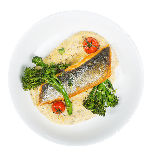 Gebratenes Wolfsbarschfilet mit Bimi Broccoli