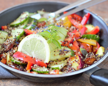 quinoa-salat-550x440wg1doe8bulms5_550x440c-85__PID:395700e7-909d-489a-919c-78cbd24f6e10